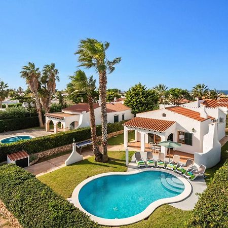Villa Belen By Villa Plus Кала'н Бош Екстериор снимка