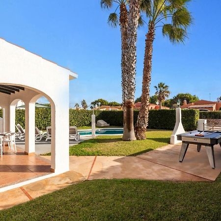 Villa Belen By Villa Plus Кала'н Бош Екстериор снимка